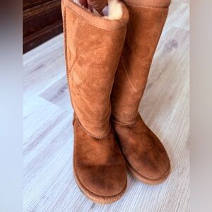 UGG Shearling Lined Footwear in Light Tan
